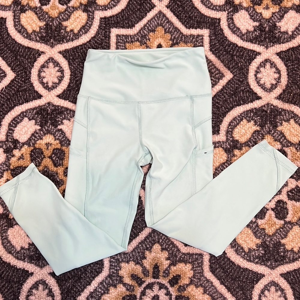 X by Gottex yoga pants/leggings with pockets. Size XS. Excellent condition.